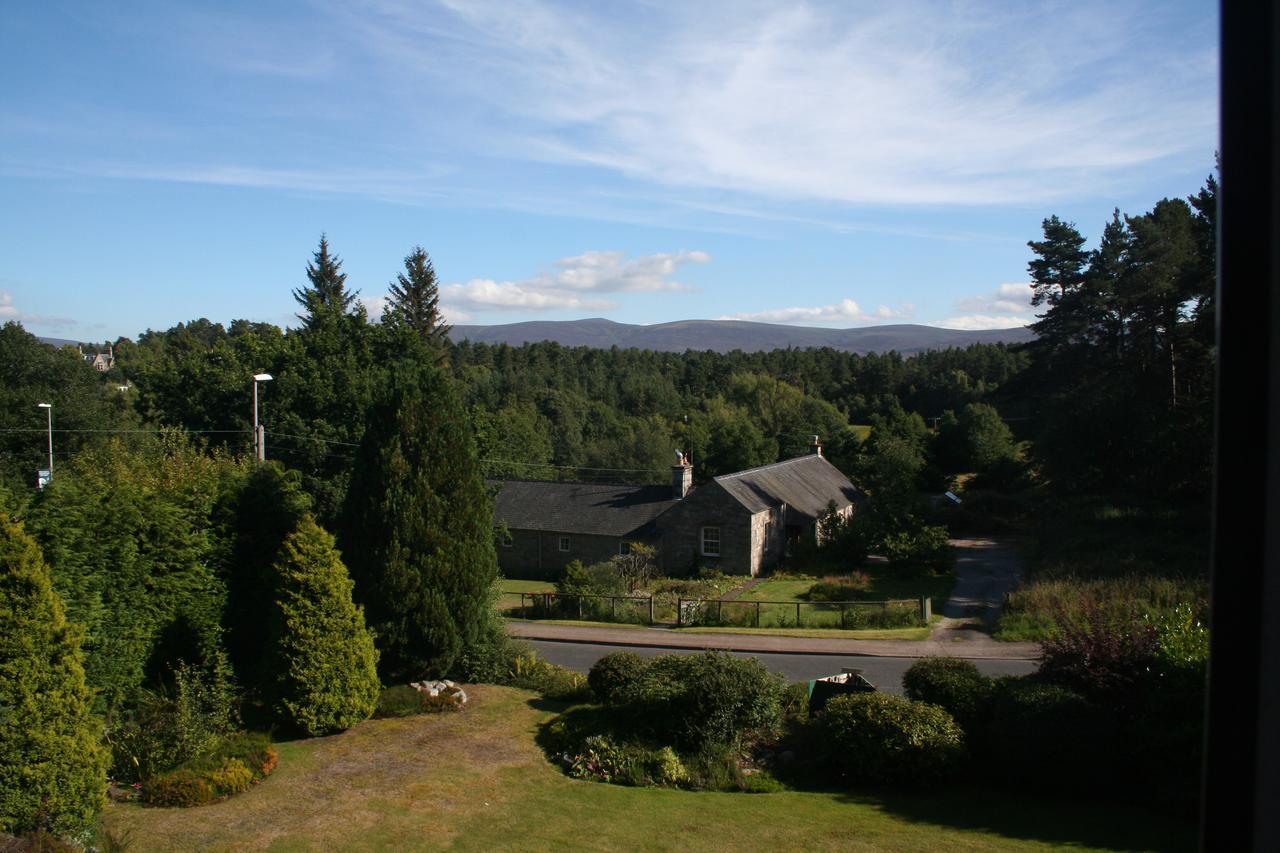 Rossmor Bed & Breakfast Grantown-on-Spey Exterior foto
