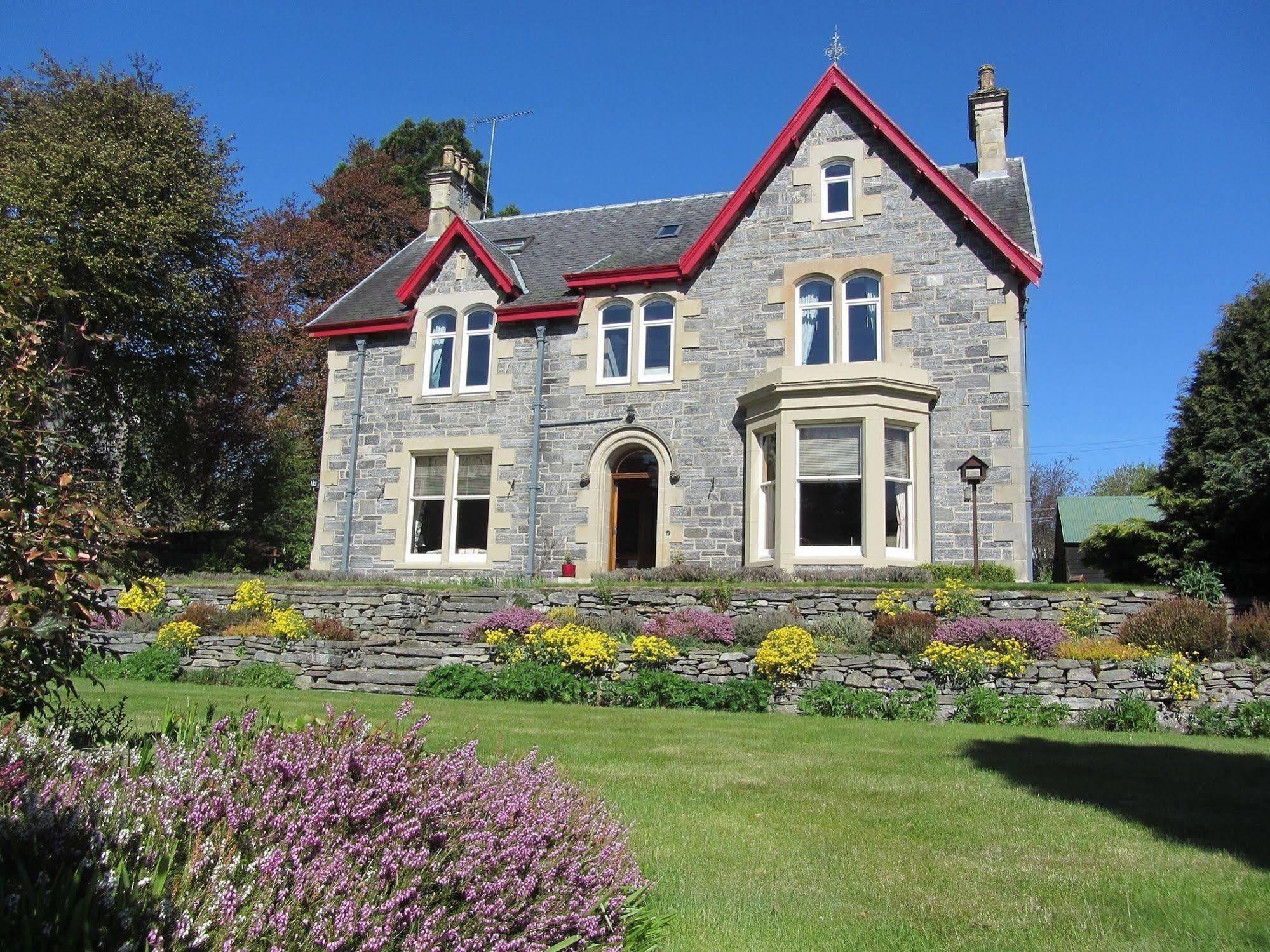 Rossmor Bed & Breakfast Grantown-on-Spey Exterior foto