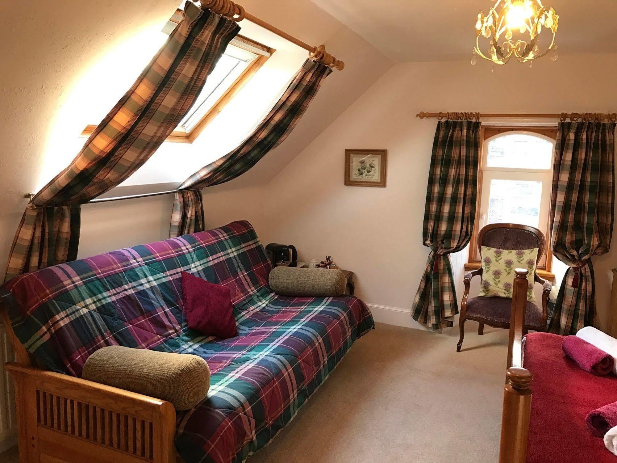 Rossmor Bed & Breakfast Grantown-on-Spey Exterior foto