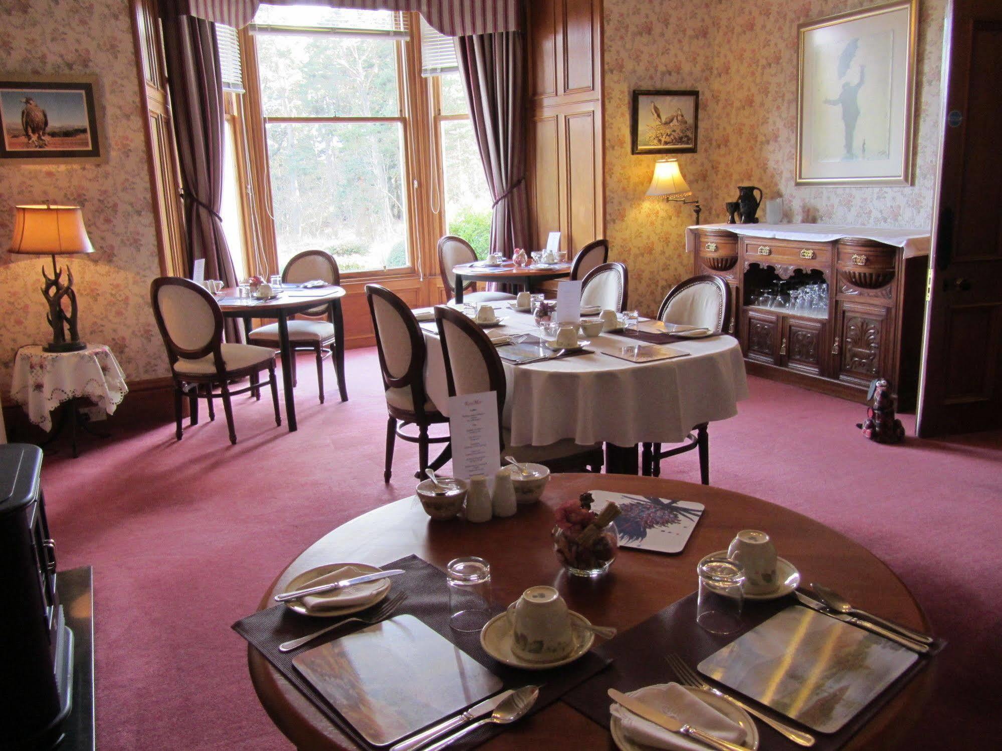 Rossmor Bed & Breakfast Grantown-on-Spey Exterior foto