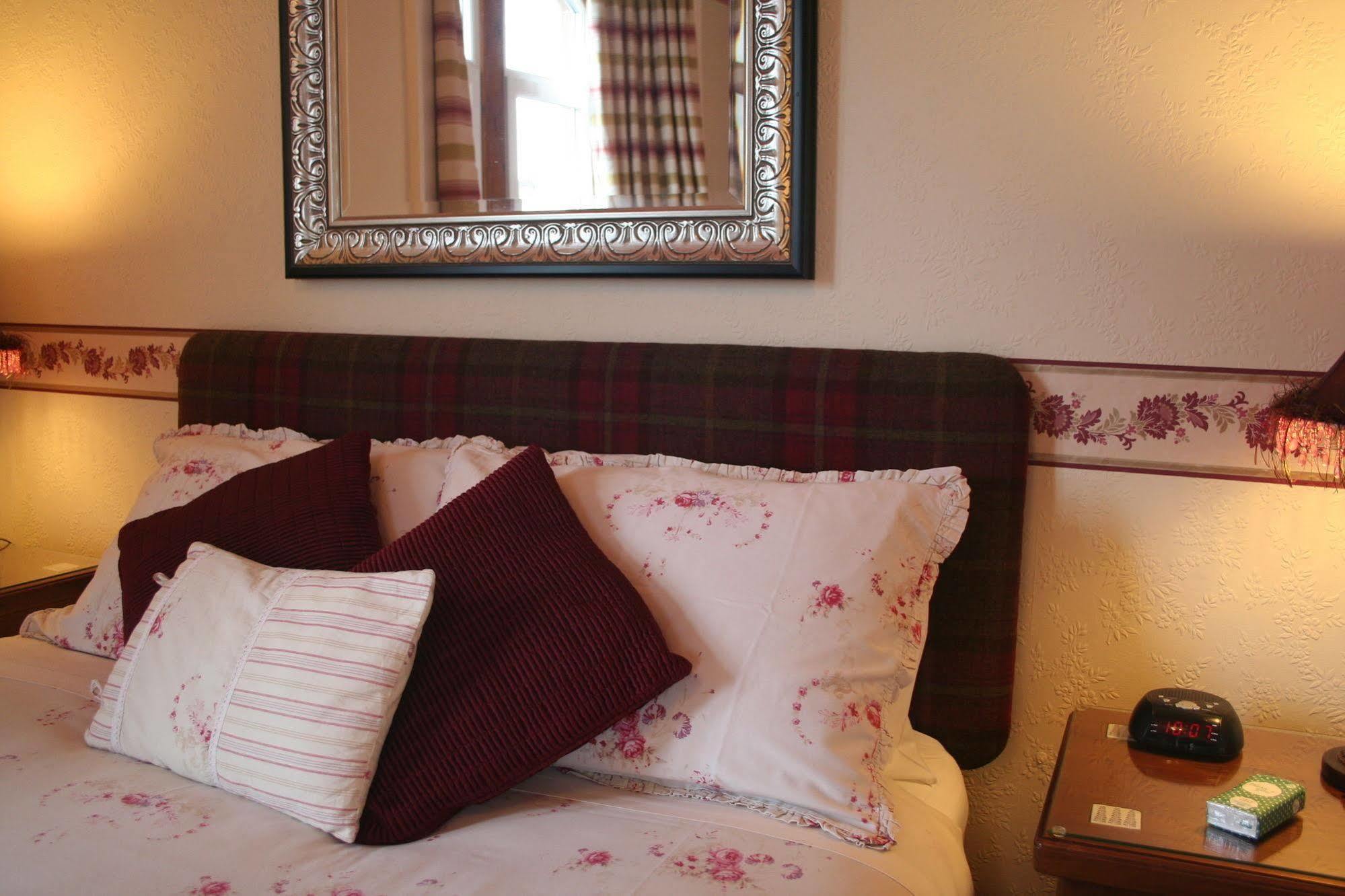 Rossmor Bed & Breakfast Grantown-on-Spey Exterior foto